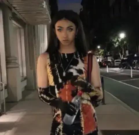娱乐八卦吃瓜少女是谁啊,网络红人背后的娱乐八卦传奇