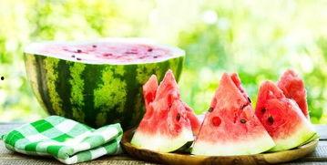 娱乐吃瓜菌的作品,揭秘娱乐圈那些不为人知的幕后故事