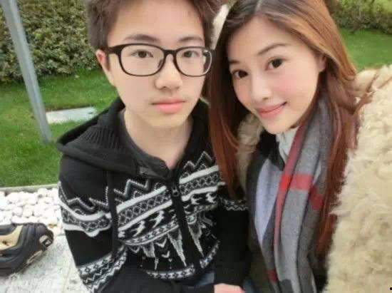 娱乐吃瓜姐亚马尔,吃瓜姐亚马尔背后的故事