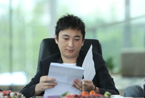 娱乐圈吃瓜爆料两个教授,揭秘两位教授的娱乐圈幕后故事